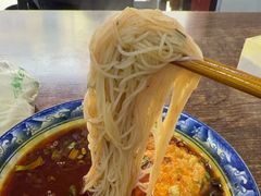 -杨家米粉(千禧公寓店)