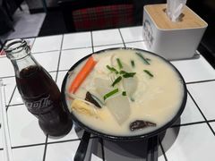 -肥汁米蘭香港米线(长宁来福士店)