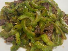 凉瓜炒牛肉-石岐乳鸽村(南海第三分店)