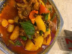 特色的大盘鸡-维吾尔餐厅(宜山路店)