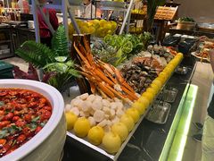 -广州万富希尔顿酒店·感趣自助餐厅·金秋蟹宴生蚝海鲜刺身