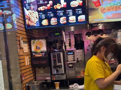 -麦当劳(星光行店)