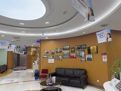 -雅悦齿科(顾村公园店)