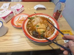 -刘二姐襄阳牛肉面(鸟巢店)