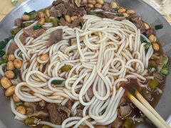 -覃肥叔桂林米粉(粮道街店)