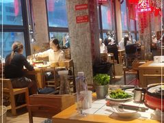 大堂-么肆烤肉·中式自助·烤肉大排档(街道口季佳PAI店)