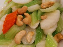 -鑫巴蜀小镇 · 水煮鱼专研店(玉桥店)