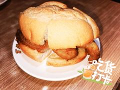 猪扒包-百福麵家(新馬路店)