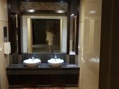 -碧中海汤泉汗蒸酒店