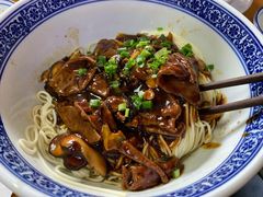 蛤蜊猪肝面-沪西老弄堂面馆(定西路店)