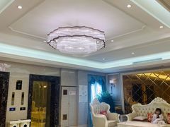 -沪华海鲜大酒楼(南汇店)