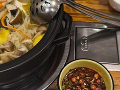 -菌之家·专业纯野生菌火锅·特色炒菌
