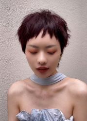 -东秀护肤造型