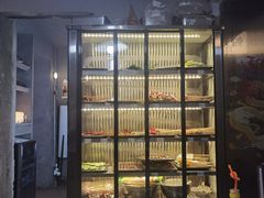 -粉八·云南米线·建水烧烤(常熟路店)