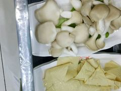 -小四川老火锅(欧风店)