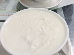 -义顺牛奶公司