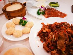 特色烤鸭-九花山烤鸭店