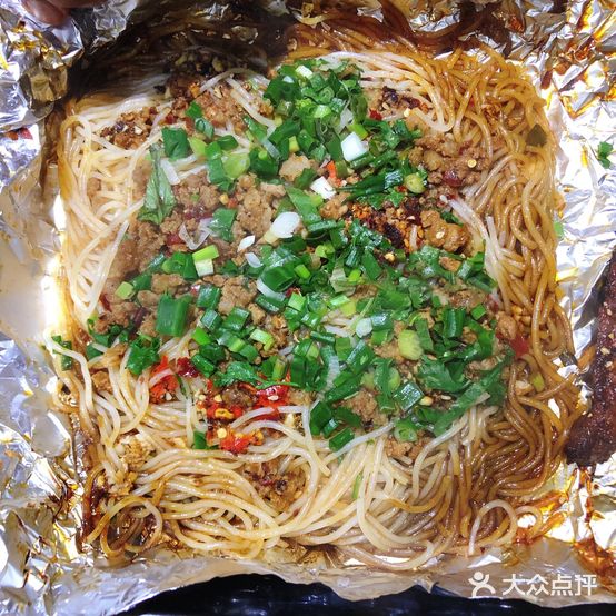 思贝傣味烧烤店