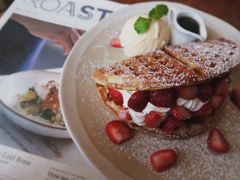 -ROAST coffee & eatery
