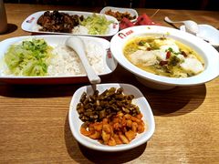 -南城香·饭香串香馄饨香(青年路店)