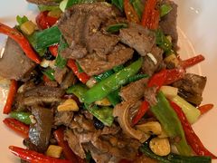 滇味小炒带皮黄牛肉-泓0871臻选云南菜·味庄
