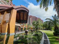 -三亚湾海居铂尔曼度假酒店