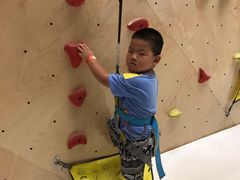 -ROCKPLUS攀岩馆(环宇城店)