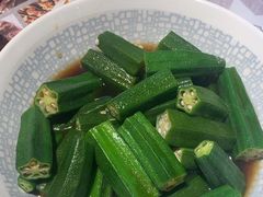 -黄泥岗·地道湖北菜(奥特莱斯店)