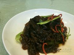 -云海肴·汽锅鸡·云南菜(天山百盛优客店)