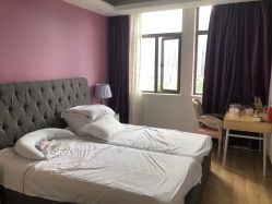 -海豚湾高端月子会所(黄浦店)