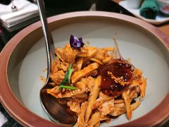 敲糖棒棒鸡-辛香汇·现炒川菜(淮海路百盛店)