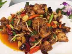 通关黄焖鸡-尽善百年古院餐厅(王家老宅店)