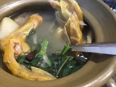 -正宗南铁拉叔沙煲螺·烧烤·秘制靓粥(南铁总店)
