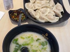 -大娘水饺(浒崇路大润发店)