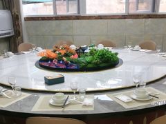 -宾朋海鲜特色美食餐厅·纯手工鲅鱼水饺(兴海路店)