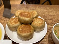 -清真吴记门钉肉饼·喜多利