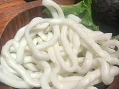 -老牌坊云南鱼豆花火锅(嵩山店)