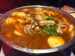 羊肉火锅-串越时光·烧烤·烤鱼·小龙虾(松江大学城店)