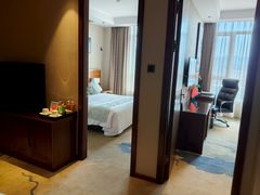 -德信恒隆国际酒店