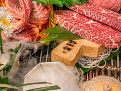 -铭牛烧肉·和牛海鲜自助(高新月牙湖店)