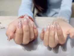 -艾珂·美甲美睫