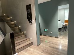 -医颜医疗美容门诊部