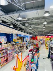 -玩具反斗城(正大广场店)