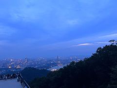 -紫金山山顶公园