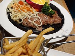 -豪客来牛排(人民东路店)