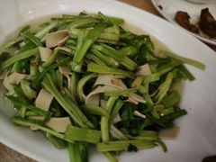 芹菜炒香干-新天厨酒家(二分店)