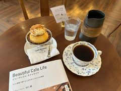 -Café Monson