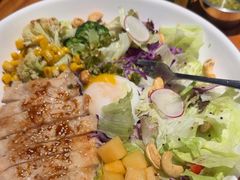 -POKEE VIA&Brunch·维娅(重庆来福士店)