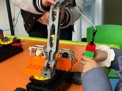 -童程童美·信息学竞赛·乐高机器人编程(长宁来福士校区)