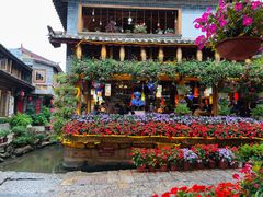 窗外的风景-民食香·腊排骨野生菌美食(木府店)